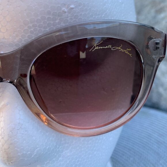 Kenneth Jay Lane Gray/Blush Cat Eye Sunglasses - Picture 4 of 12